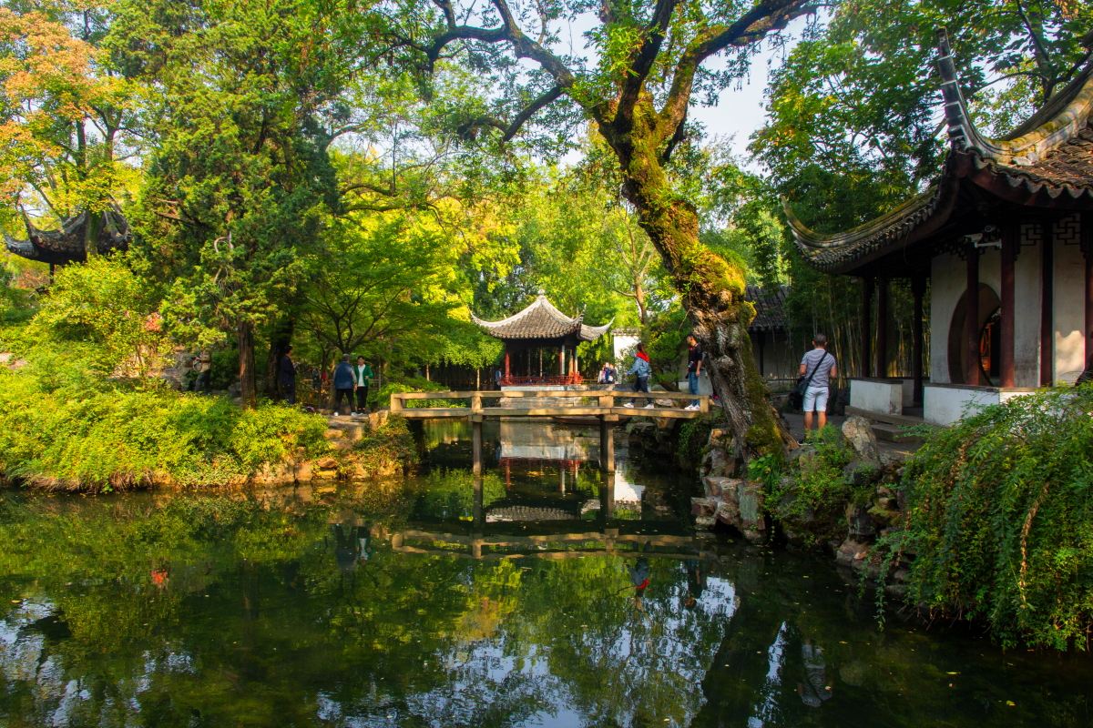 [Departing from Shanghai] Suzhou Humble Administrator's Garden, Hanshan Temple, Zhouzhuang - Chinese-language group tour one-day trip