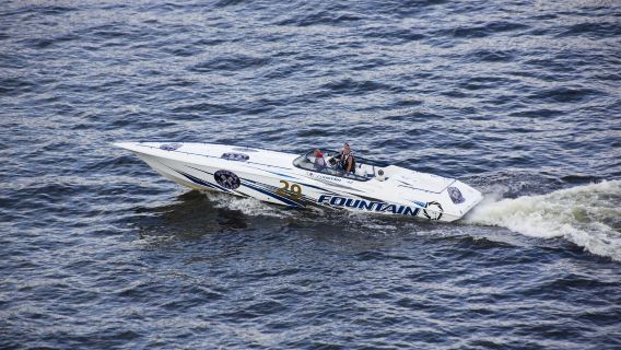 ノルウェー・トロムソ・フィヨルドクジラウォッチングツアー【1名様から予約可|英語ガイド】