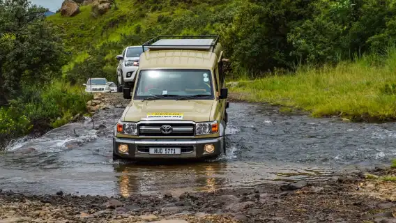 จาก Underberg: ทัวร์หนึ่งวันผ่านช่องเขาซานิ