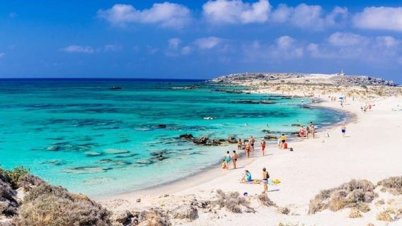 Chania: gita di un giorno alla spiaggia di Elafonisi con sosta al villaggio di Elos