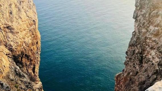 Esplora West Salalah e nuota nella spiaggia di Caribbean Orient Fazayeh