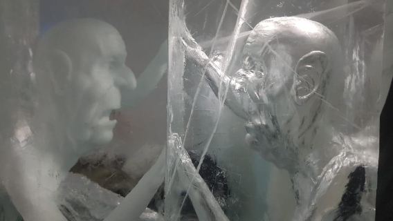 Kiruna: Self-guided tour to Icehotel with transfer