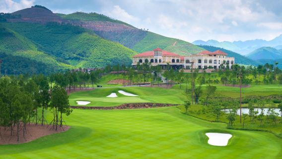 Silk Path Đông Triều District Golf Tour Privato di 1 Giorno