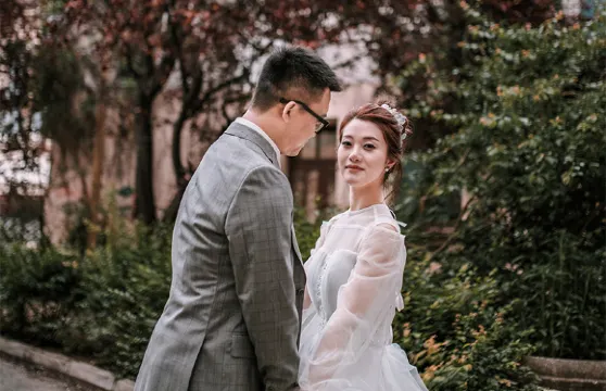 塞爾維亞貝爾格萊德旅拍【塞爾維亞貝爾格萊德旅拍諾維薩德攝影師婚紗照旅拍跟拍拍攝】