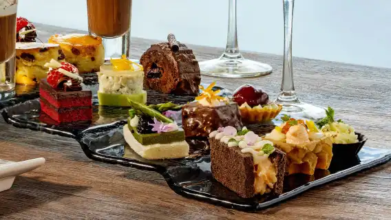 Harbour Grand Hong Kong | Le 188° Restaurant & Lounge | Afternoon Tea