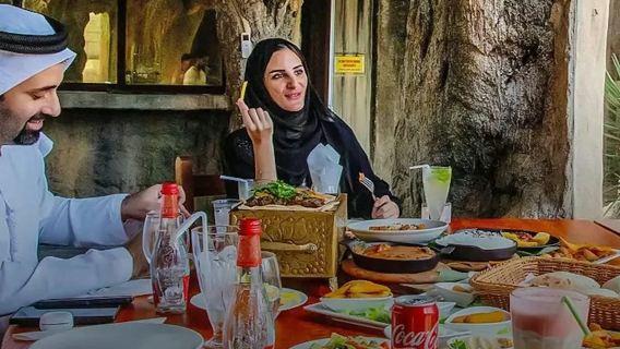 Emirates Park Zoo: Entry Ticket + Dining Experience