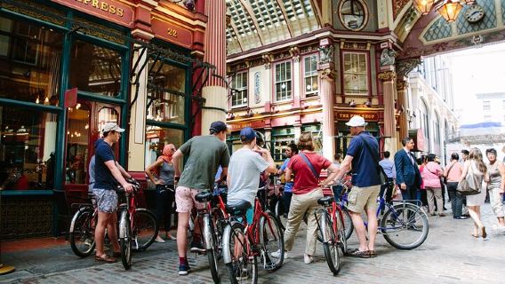 Secrets of London Bike Tour: Thames, Tower Bridge, and Market