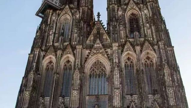 Lawatan sehari di Cologne dengan Katedral Cologne + Jalan Lama tepi Sungai Rhine dengan pemandu pelancong berbahasa Cina sewaan peribadi tidak termasuk tiket masuk selama 10 jam