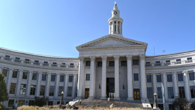 美國丹佛紅石公園及露天劇場+州議會大廈-美術館【中文包車自由行】