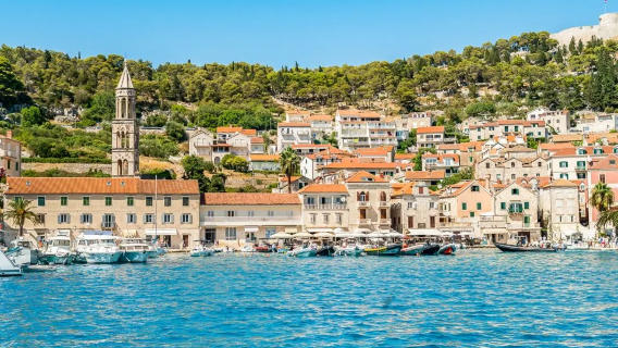 Passeio pelas ilhas da costa de Split, Croácia: Ilha de Vis, Ilha de Hvar e Gruta Azul
