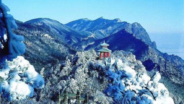 Lawatan sehari di Kawasan Pemandangan Indah Lianxi · Menikmati pemandangan salji di Kolam Kecil di puncak gunung, Jalan Guling, Vila Meilu, Gu Xianren termasuk tiket masuk