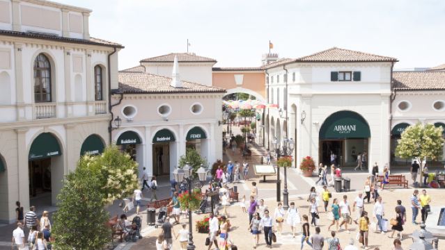 Venedig Designer Outlet Noventa di Piave Einkaufspaket mit Rabatten