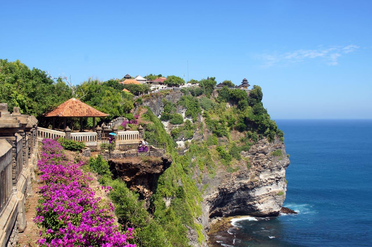 "Thrill & Chill Bali Day Tour: Tanjung Benoa to Finns Club"