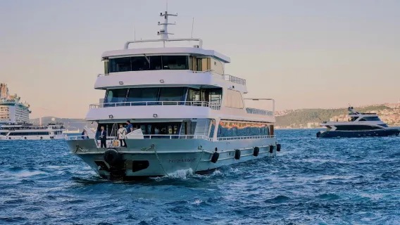 Bữa tối du thuyền đêm eo biển Bosphorus