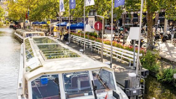 Amsterdam: City Canal Cruise and Heineken Experience Ticket
