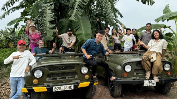 Pinggir Hanoi dan Kota Co Loa dengan Jeep atau Vespa