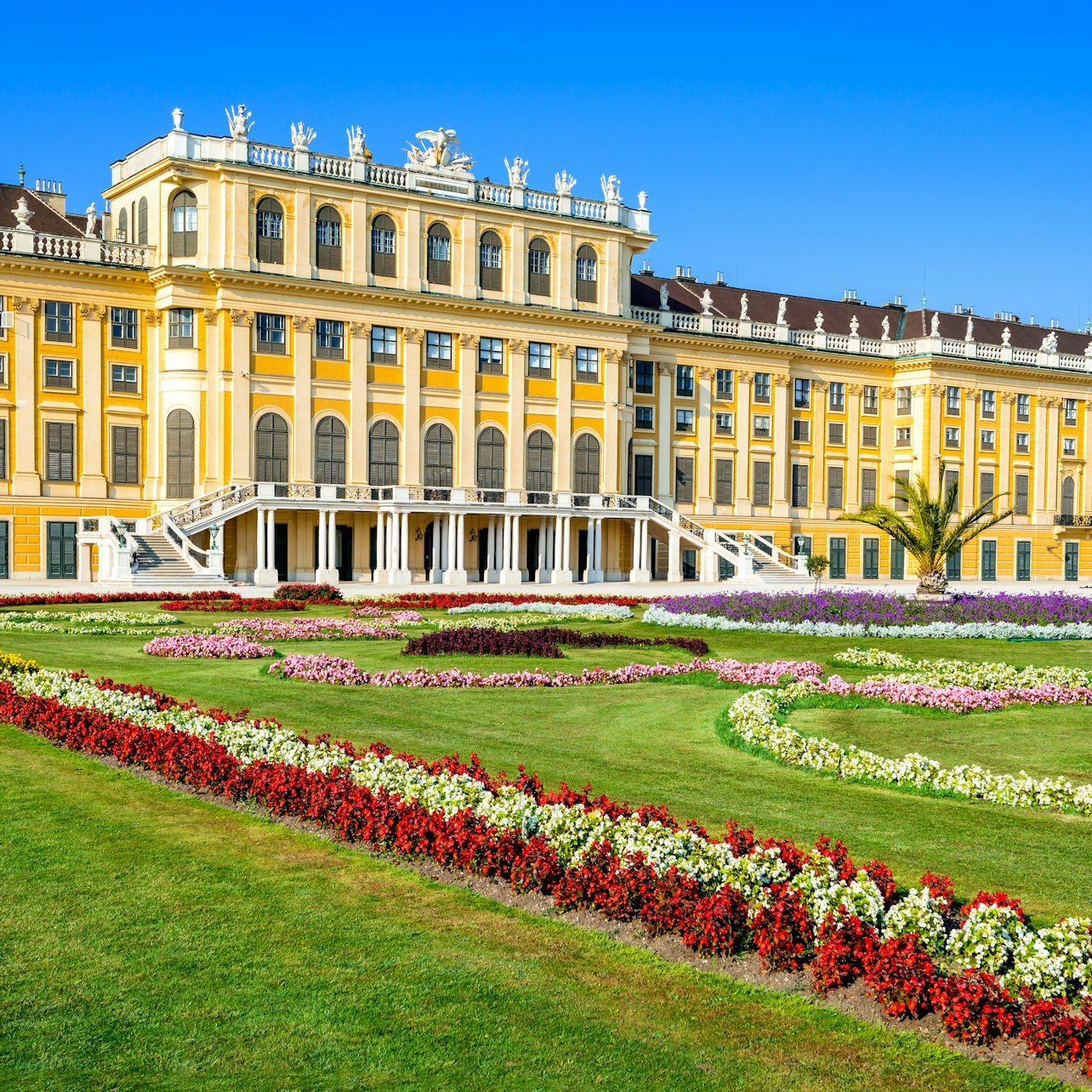 Schönbrunn Palace & Gardens: Guided Tour with Skip-The-Line Entry