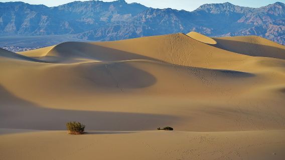 美國拉斯維加斯來回-大峽谷西峽谷-荒漠公路景觀｜包車專線