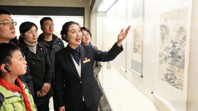 Anhui Museum Half-Day Tour [Local Expert] Premium Small Group + 2.5H In-Depth Commentary + Bluetooth Headset