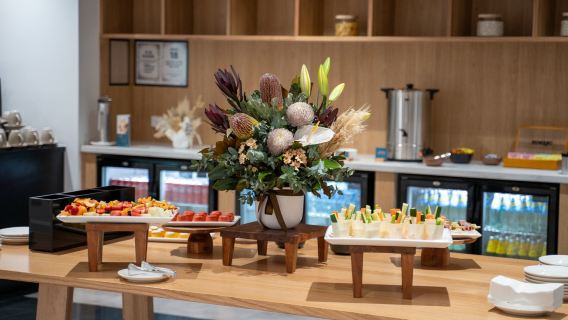 Lounge pass at BNE Brisbane Airport in Australia|lounge pass|VIP|international departure rest/dining/waiting/transfer