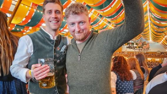 Munich: Guided Oktoberfest Experience with Beer and Lunch