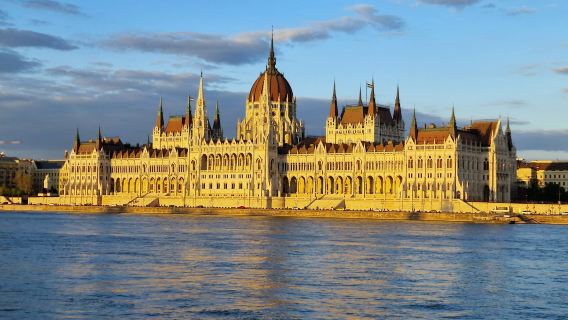 Hungary Budapest Bangunan Parlimen - Basilika St. Stephen - pelayaran Sungai Danube - sewaan peribadi - Pilihan Eksklusif