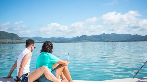 Mauritius: Catamaran Cruise to Ile aux Cerfs with BBQ Lunch