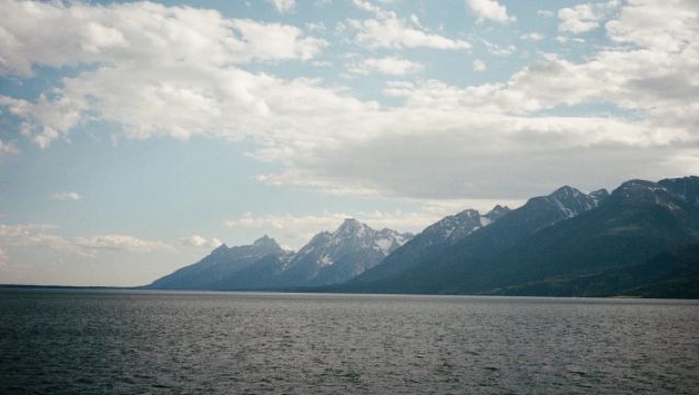 美國-黃石國家公園私享行+鹽湖城來回-連續用車（4）日遊。
