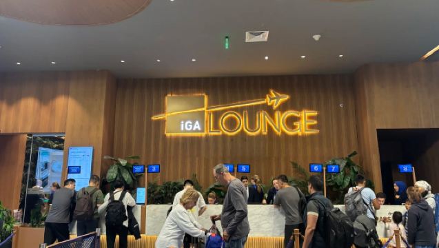 Istanbul IST/SAW Airport VIP Lounge - Transit Lounge with Optional Dining and Shower