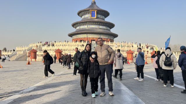 베이징 이화원 1일 개인 투어로 천단, 라마 사원, 공왕자 저택, 명나라 왕릉, 후통, 새 둥지, 워터 큐브 등 원하는 명소를 선택해 보세요.