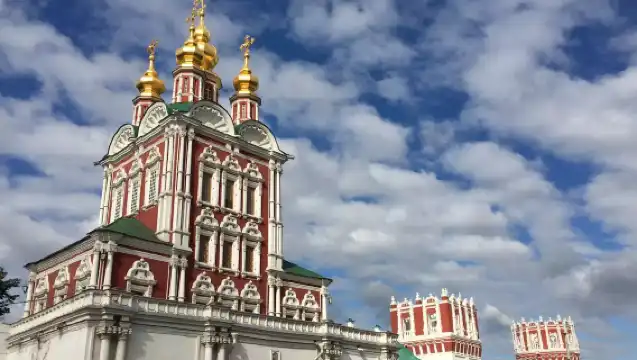 Русский музей + Центральный парк культуры и отдыха им. М.Горькогo + Храм Христа Спасителя + Новодевичий монастырь