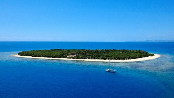Captain Cook Cruises Fiji - Island and Reef Day Cruise