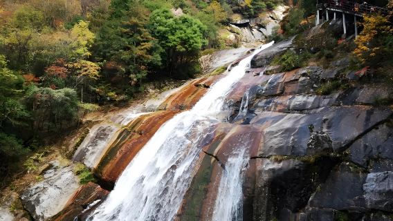 漢中-光霧山十八月潭-紅寺湖-精品一日【2-6人私人導覽】