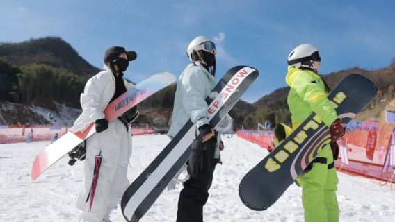 1-day tour to Huoshan Dabie Mountain Ski Resort