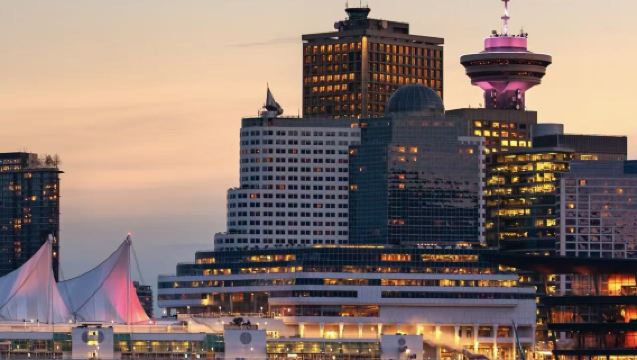 加拿大溫哥華市煤氣鎮+史丹利公園+吊橋【中文包車+景點可調】