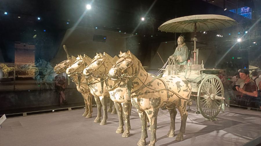 西安秦始皇帝陵博物院（兵馬俑）門票+輕奢小團人工講解【含門票丨2-12人小團丨可選場次丨資深老師講解