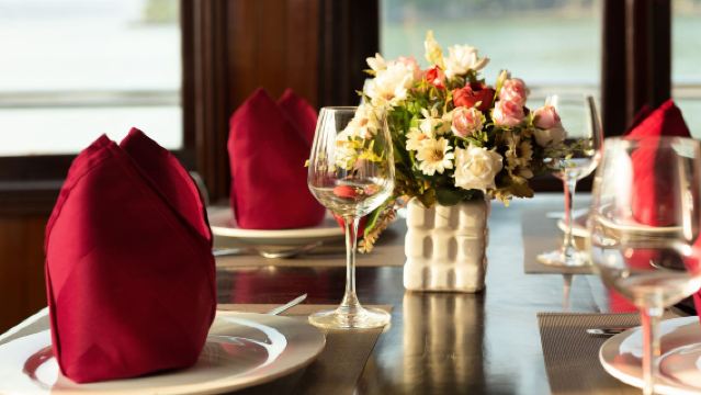 Luxury Overnight Cruise Ha Long Bay 2 Days 1 Night