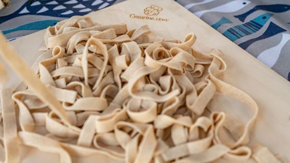 Cinque Terre: Pasta & Tiramisu Cooking Class in Riomaggiore