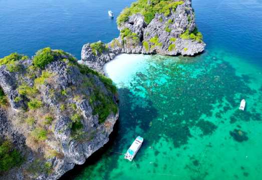 Koh Lanta: Snorkel Tour by Speedboat to Koh Haa and Koh Rok