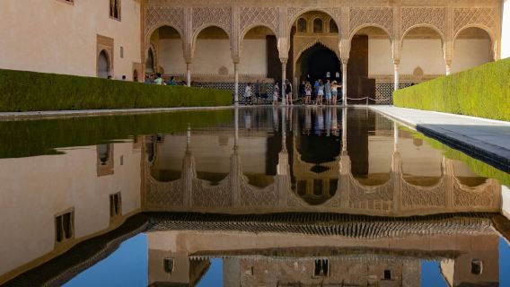 Alhambra & Nasrid Palaces: Skip The Line Ticket + Private Guided Tour