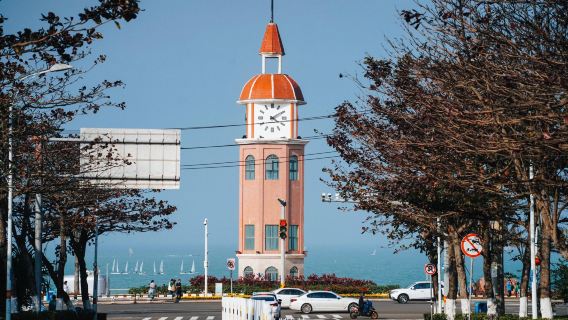 Haikou Bell Tower + Wugong Temple + Qilou Old Street + Hainan Tropical Wildlife Park one-day tour