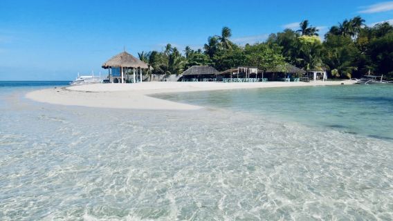 Филиппины, Себу, остров Каохаган: сноркелинг на лодке-крабе, кормление рыбы в заповеднике + барбекю