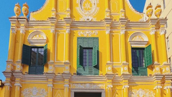 マカオのブラックサンドビーチ+10月5日通り+フィッシャーマンズワーフ【7時間貸切チャーター-行程カスタマイズ可能】