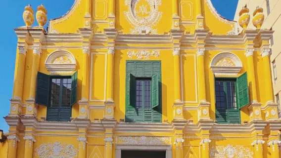 Macau Black Sand Beach + Rua de Cinco de Outubro + Fisherman's Wharf [7-hour private charter - customizable itinerary]