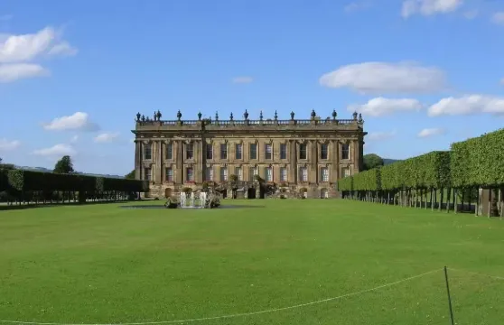 英國峯區國家公園+查茨沃斯莊園+謝菲爾德一日遊精緻私家團