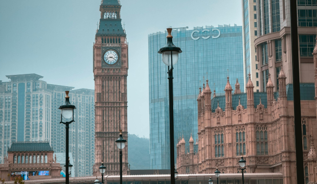 香港出發澳門小團一日遊：澳門大學+港珠澳大橋+自助餐