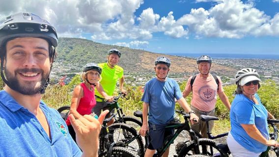 E-BIKE Тропический лес Гонолулу: 10 миль улыбок с потрясающими видами