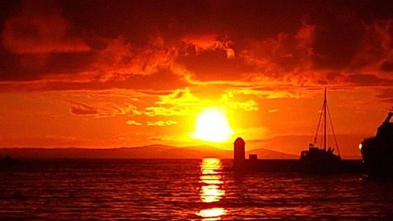 Romantische Bootsfahrt bei Sonnenuntergang ab Zadar mit dem Schnellboot