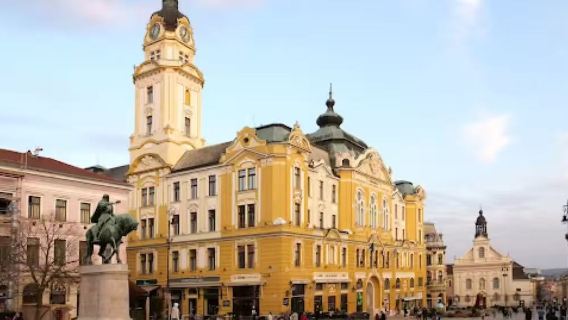 布達佩斯來回佩奇一日遊：清晨出發，把小鎮的千年故事裝進返程行