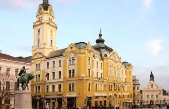 布達佩斯來回佩奇一日遊：清晨出發，把小鎮的千年故事裝進返程行